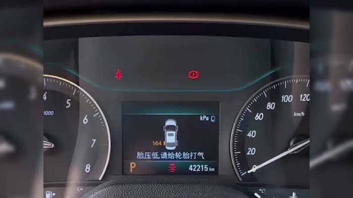 Inflador de neumáticos con compresor de aire portátil, bomba para neumáticos de automóvil de 150 PSI, equipada con un medidor de presión de neumáticos, luz LED y una bomba de neumáticos inalámbrica inteligente de un solo botón tres veces más rápida, adecuada para automóviles, motocicletas, bicicletas y balones deportivos.