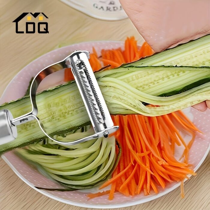 A Versatile Fruit And Potato Grater Made Of Stainless Steel, Perfect For Dining And Unwinding, A Manual Kitchen Tool Ideal For Restaurants.