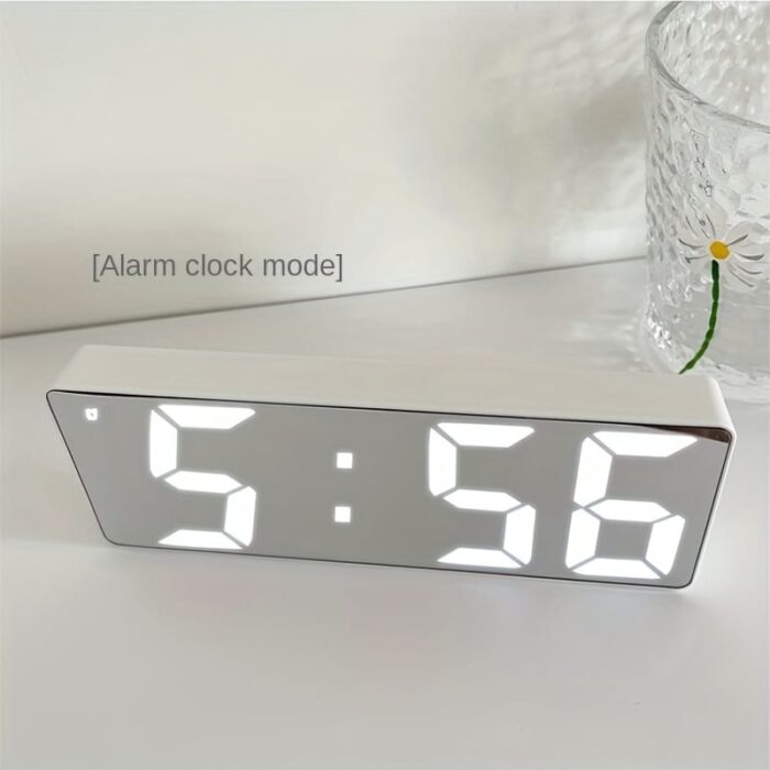 6fb8ac99a72d33ebdd250d20c5e6aae4.jpg 1pc Latest Digital Clock, LED Alarm Clock For Bedroom, Electronic Desktop Clock With Temperature Display, Adjustable Brightness, 12/24 Hours, Hour Clock For Bedroom (No Battery And Adapter)
