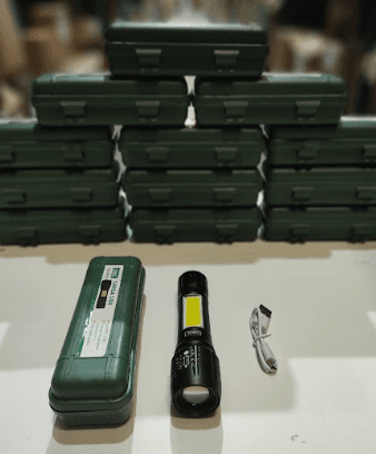 Linterna recargable USB