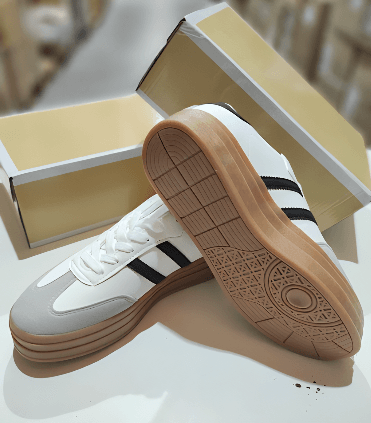 Capturadepantalla2024-10-21125202_2024-10-21-19-53-50 Calzado deportivo R213 blanco filo negro 37