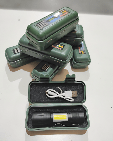 Mini linterna recargable zoom