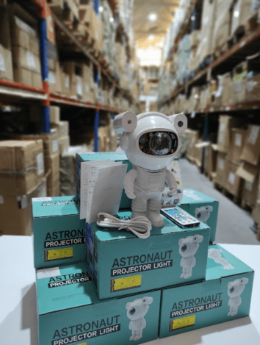 Proyector astronauta con altavoz bluetooth ( dos modelo )