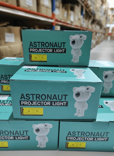Proyector astronauta con altavoz bluetooth ( dos modelo )