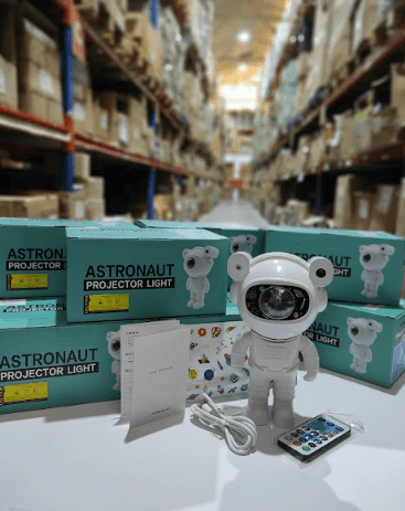 Proyector astronauta con altavoz bluetooth ( dos modelo )