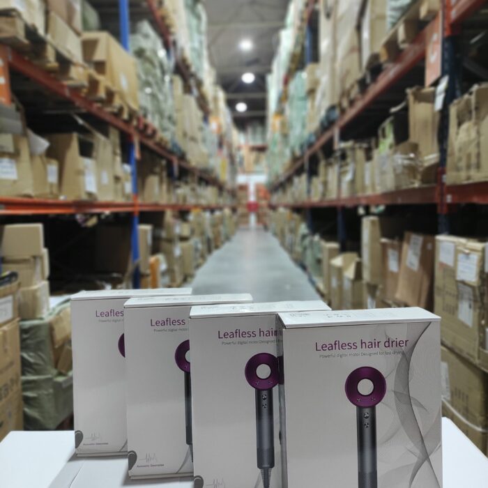 Secador iónico tipo dyson con accesorios