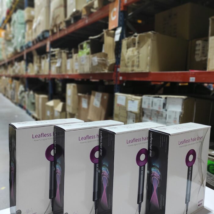 Secador iónico tipo dyson con accesorios
