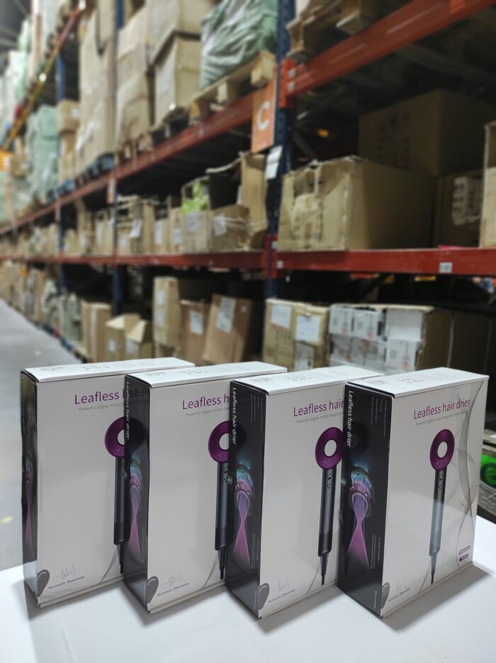 Secador iónico tipo dyson con accesorios