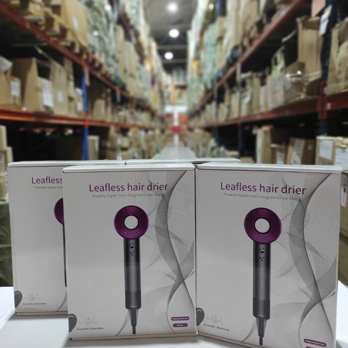 Secador iónico tipo dyson con accesorios