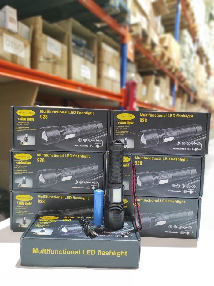 Linterna alta potencia impermeable con zoom