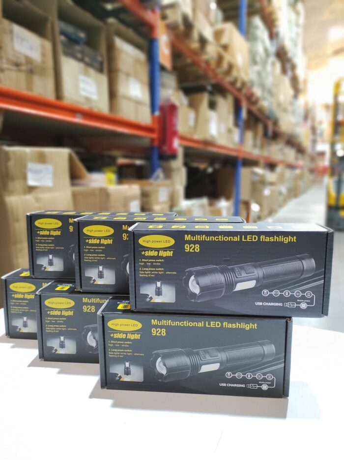 Linterna alta potencia impermeable con zoom