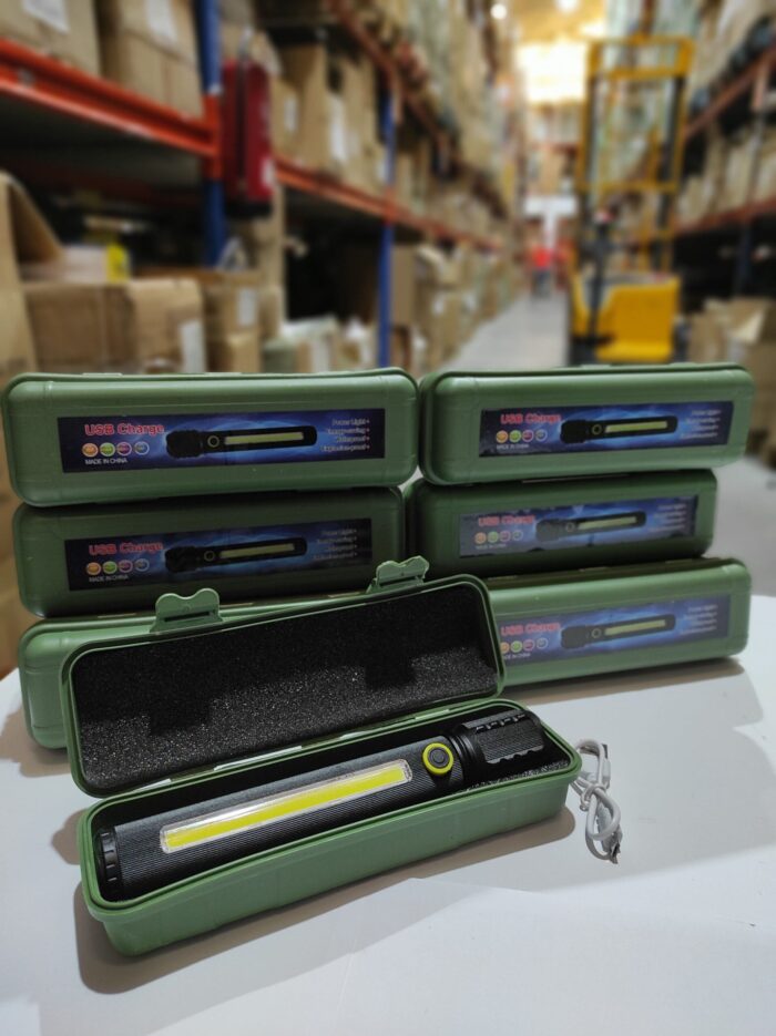 Linterna led con zoom 3modo