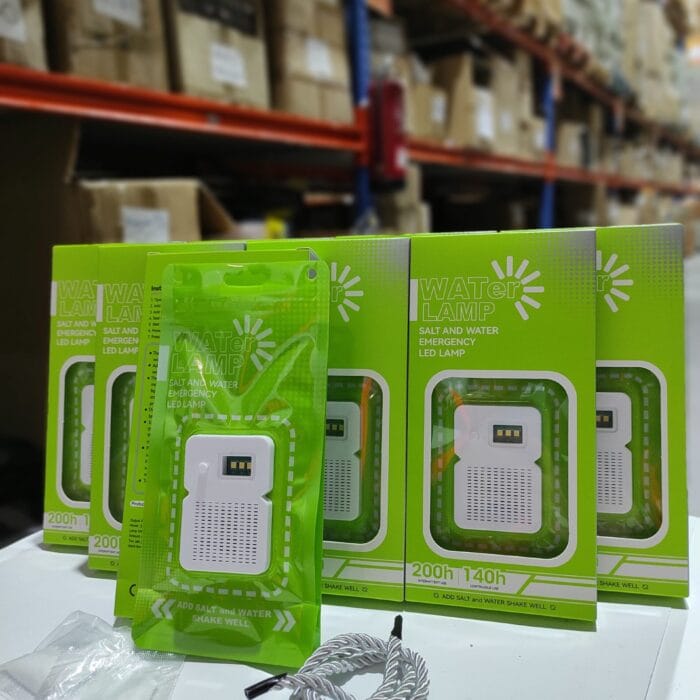 Lámpara LED portátil de agua salada