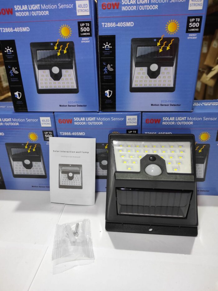 Aplique luz solar con sensor 40 LED Strong