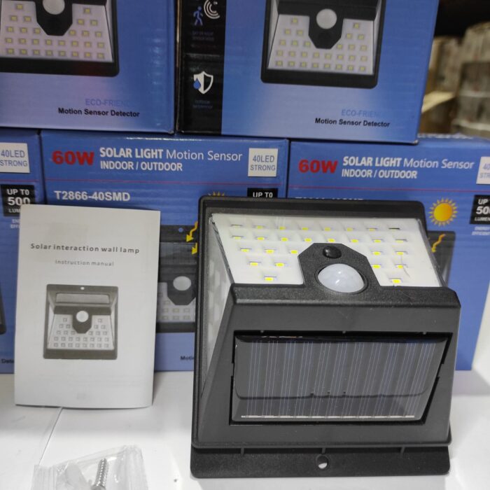 Aplique luz solar con sensor 40 LED Strong