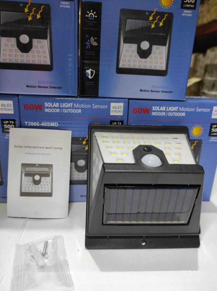 Aplique luz solar con sensor 40 LED Strong