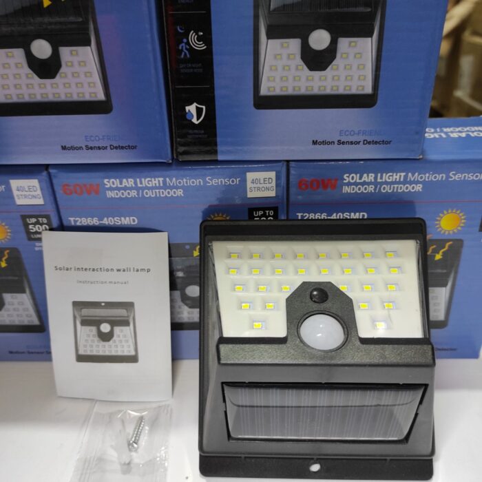 Aplique luz solar con sensor 40 LED Strong