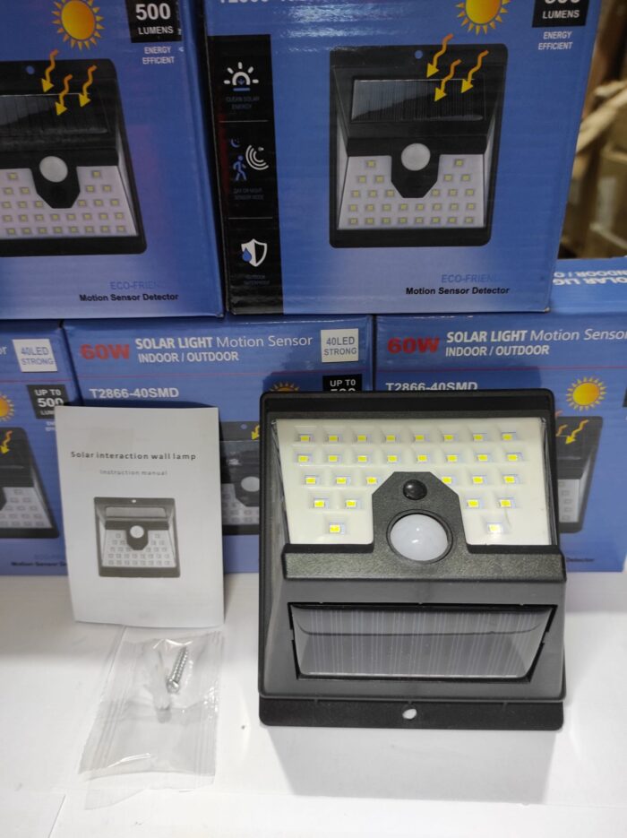 Aplique luz solar con sensor 40 LED Strong