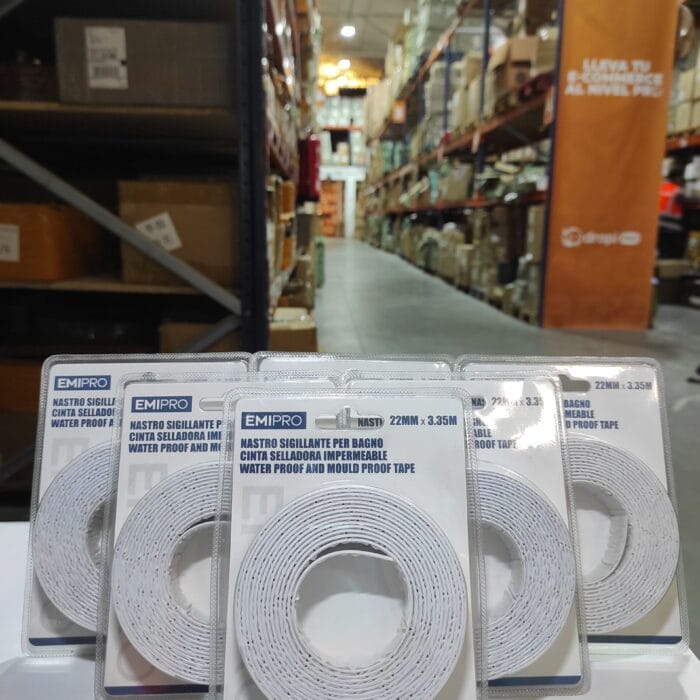 Cinta de sellado autoadhesiva para cocina y baño 22mmx3.35m
