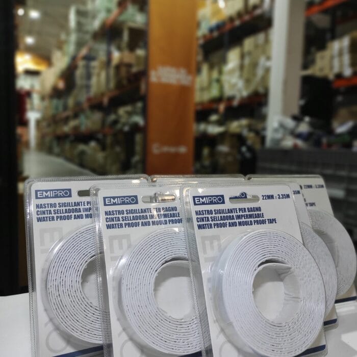 Cinta de sellado autoadhesiva para cocina y baño 22mmx3.35m