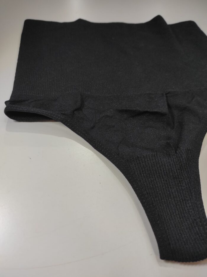 Tanga moldeadora de cadera negro S/M