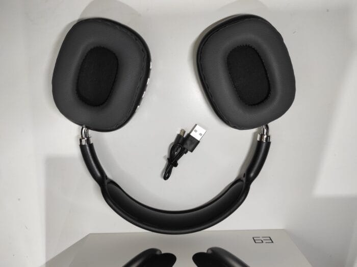 IMG_20250102_190207-min_1739623357 Auriculares PRO Max negro