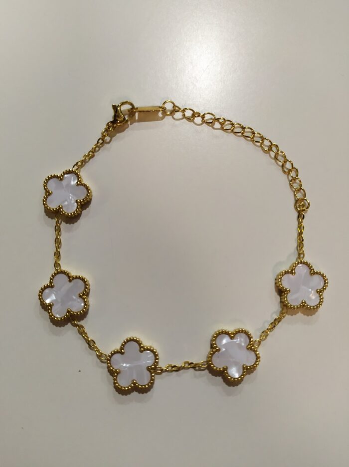 Pulsera trebol de cinco hojas blanco