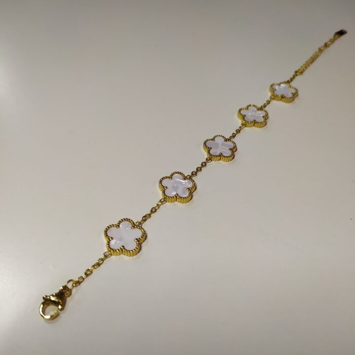 Pulsera trebol de cinco hojas blanco