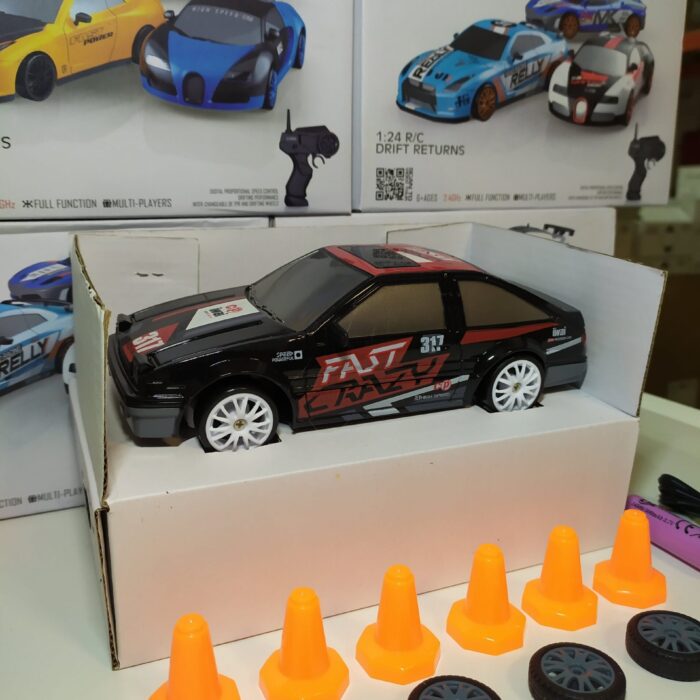 Coche teledirigido drift 1:24 RETRO
