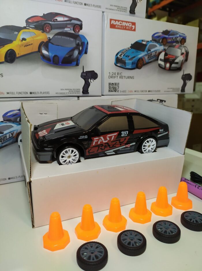 Coche teledirigido drift 1:24 RETRO