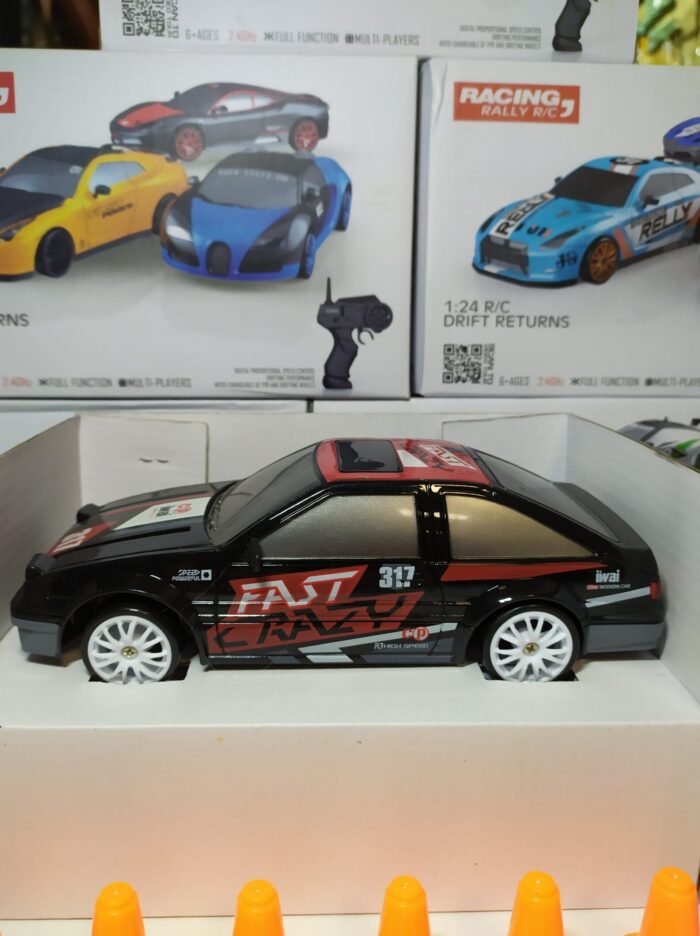 Coche teledirigido drift 1:24 RETRO