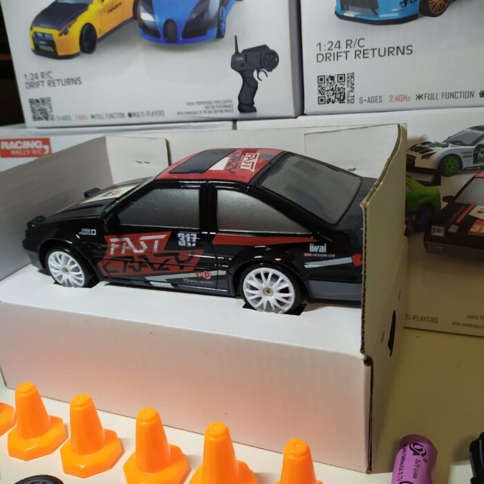 Coche teledirigido drift 1:24 RETRO