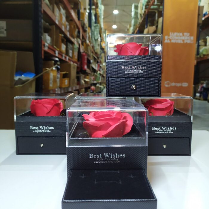 Caja de joyería de rosa eterna