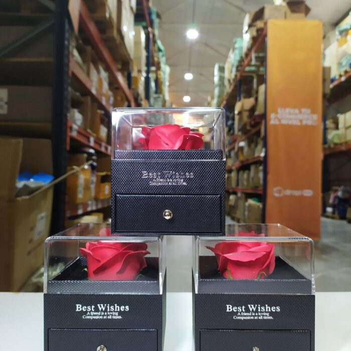 Caja de joyería de rosa eterna