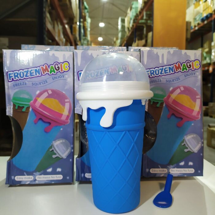 IMG_20250215_152419-min_1740757302 Taza para hacer granizado de silicona