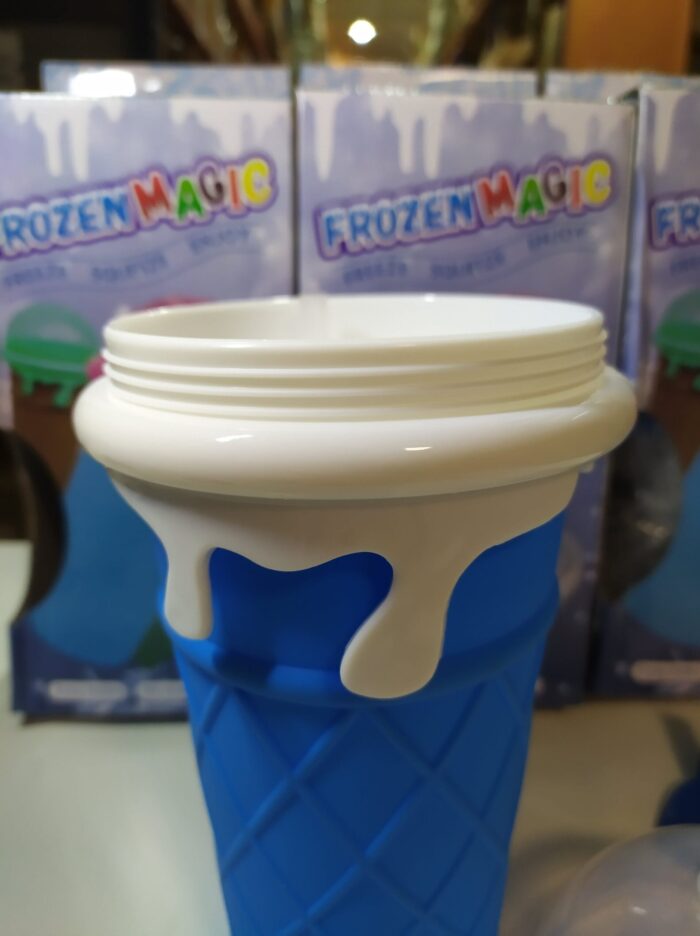 IMG_20250215_152448-min_1740757302 Taza para hacer granizado de silicona