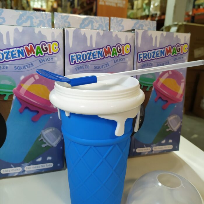 IMG_20250215_152526-min_1740757302 Taza para hacer granizado de silicona