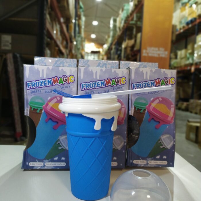 IMG_20250215_152535-min_1740757302 Taza para hacer granizado de silicona