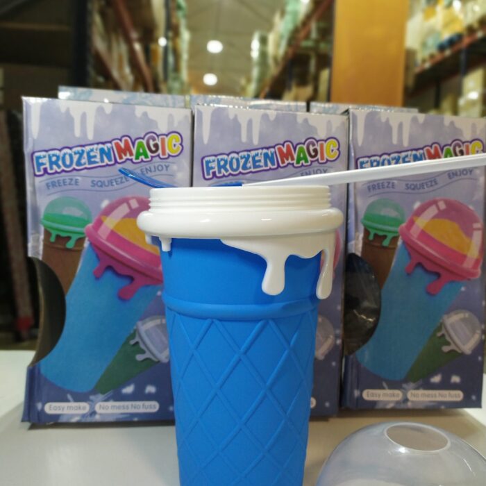 IMG_20250215_152538-min_1740757302 Taza para hacer granizado de silicona