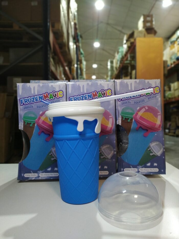 IMG_20250215_152605-min_1740757302 Taza para hacer granizado de silicona