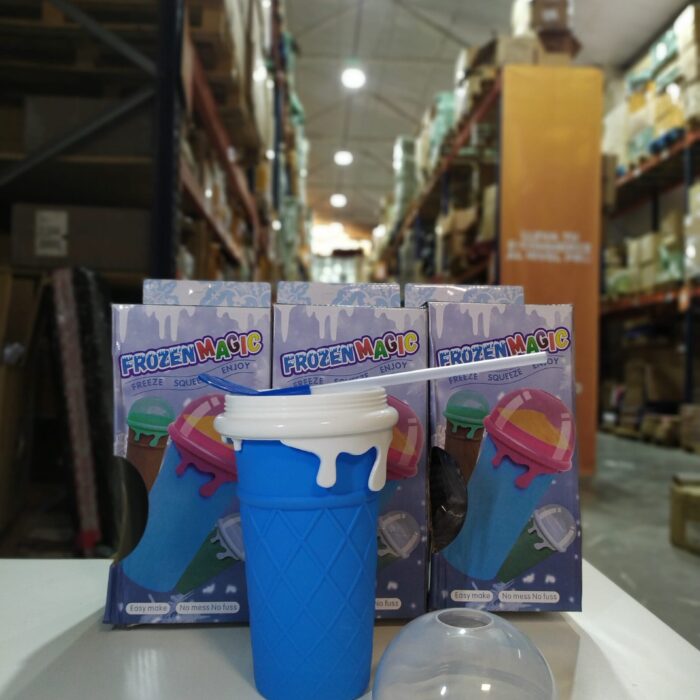 IMG_20250215_152623-min_1740757302 Taza para hacer granizado de silicona