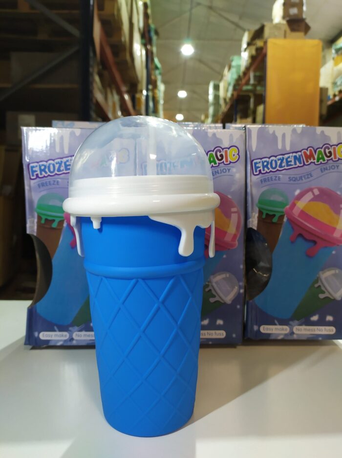 IMG_20250215_152647-min_1740757302 Taza para hacer granizado de silicona