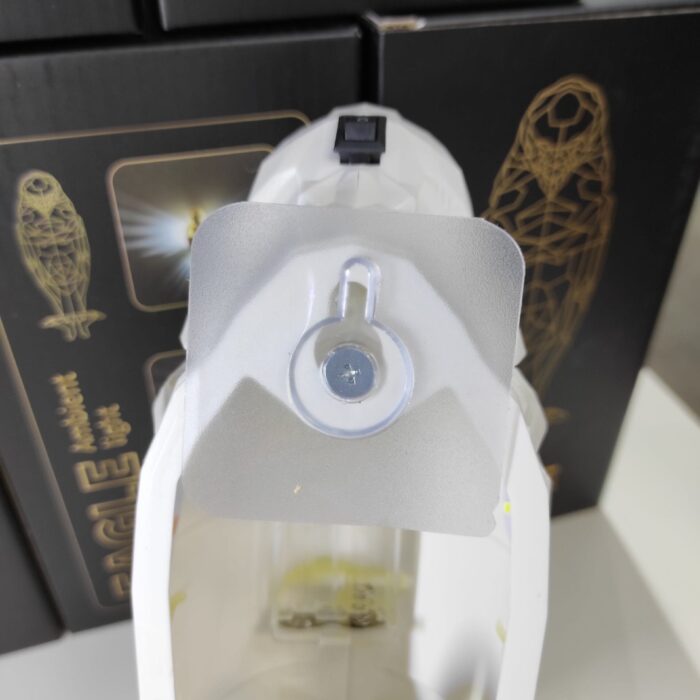 IMG_20250217_124055-min_1740606318 lámpara de pared con impresión 3D de resina águila