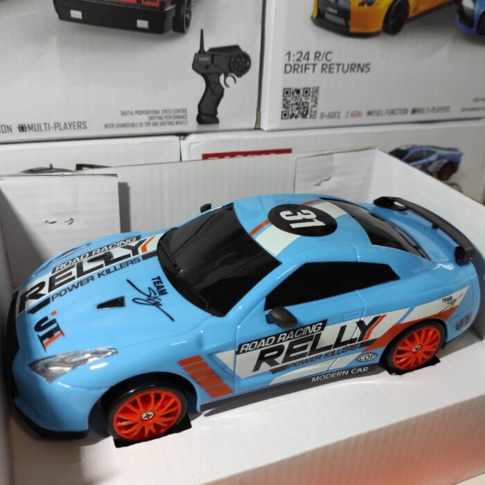 Coche teledirigido drift 1:24 GTR