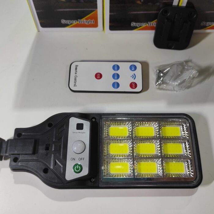 Mini luz solar LED con mando y sensor de movimiento FA-526
