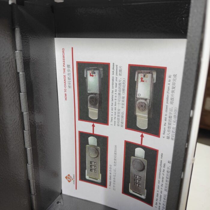 Caja fuerte en forma de libro con cerradura 180x115x55mm