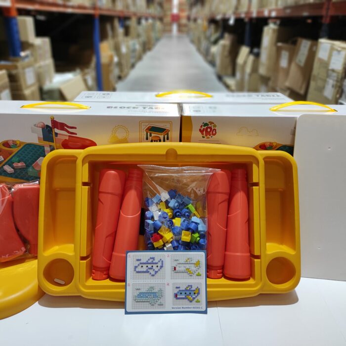 Juego de mesa y silla con bloques de construcion 120 pcs