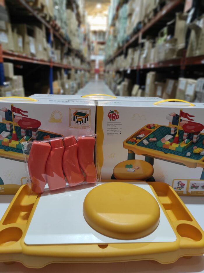 Juego de mesa y silla con bloques de construcion 120 pcs