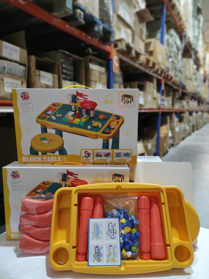 Juego de mesa y silla con bloques de construcion 120 pcs