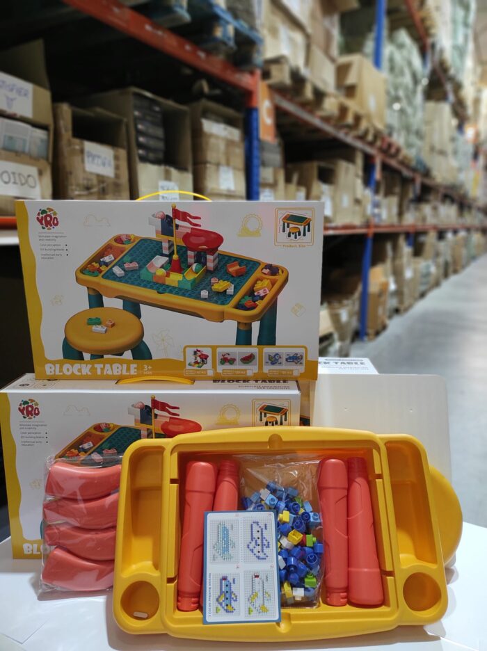 Juego de mesa y silla con bloques de construcion 120 pcs